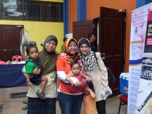 Dr. Nazatul Shiha, Pn. Zatul Hijanah & Pn. Rita Rahayu