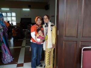 Pn. Zatul Hijanah & Pn. Kamariah (IBCLC)